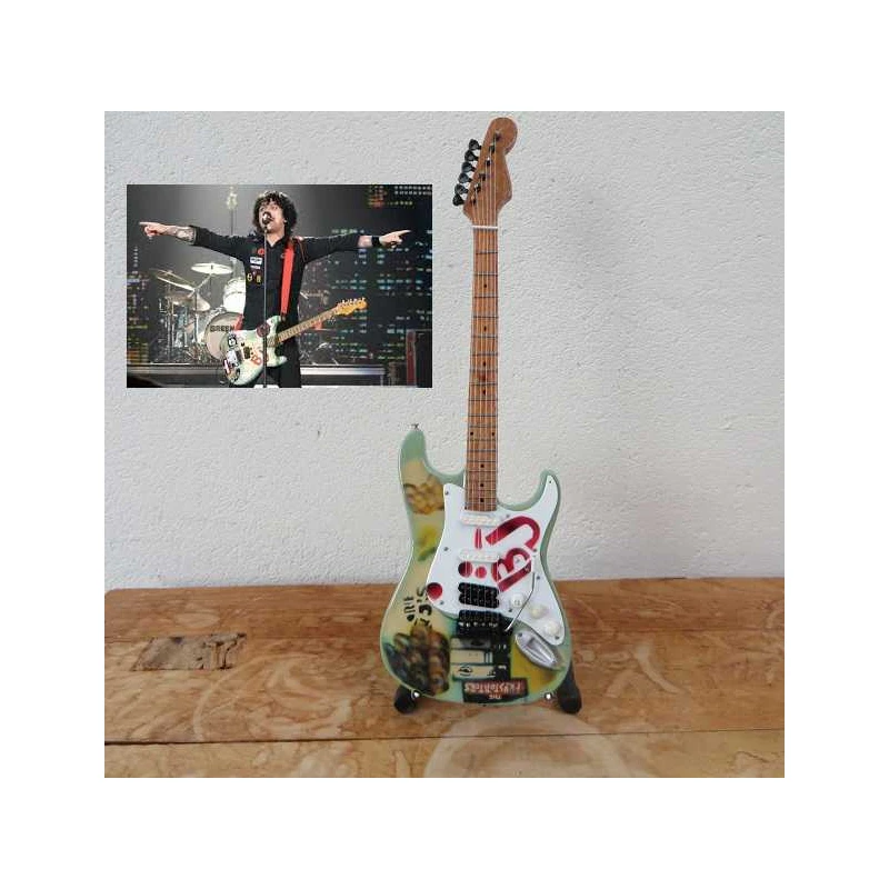 Gitaar Fender Stratocaster van Billie Joe (GREENDAY)