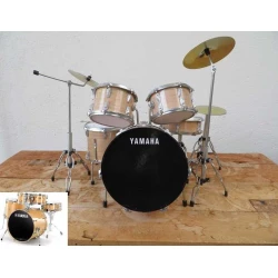 Drumstel YAMAHA  -Stage Custom Studio-  light Oak  EXCLUSIEF model - met veel details