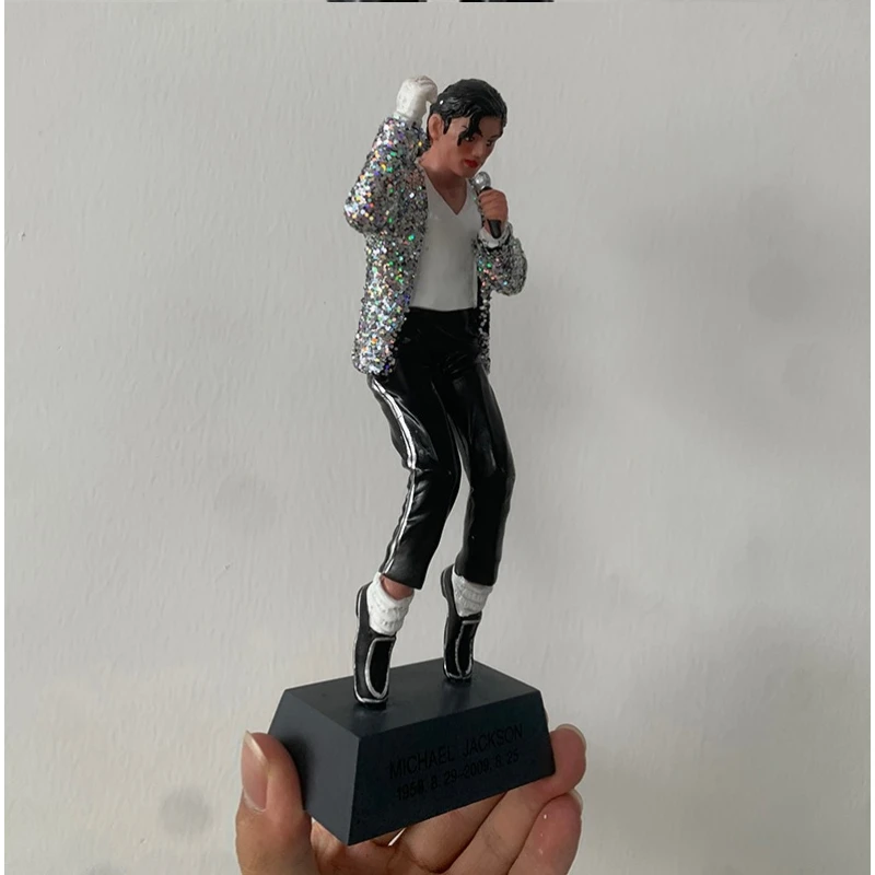 Rock-Actionfigur Michael Jackson (Harzguss) mit beschwerter Basis