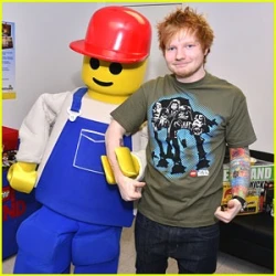 Lego ROCK Figur Ed Sheeran mit Mikrofon