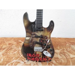 Gitarre Fender Stratocaster IRON MAIDEN - KILLERS -